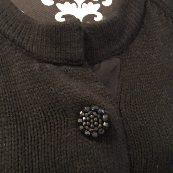 WHBM Stunning cropped long sleeved sweater jacket with standout beaded buttons - Picture 9 of 14